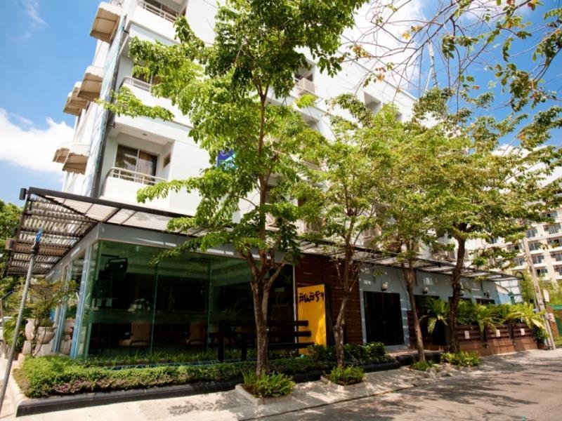 Synsiri Ladphrao 130 Hotell Bangkok Eksteriør bilde